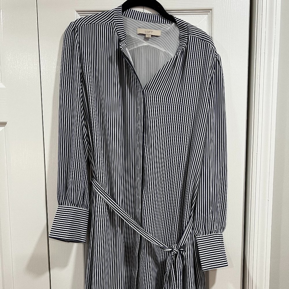 LOFT Long Sleeve Striped Midi Dress - WORN ONCE!